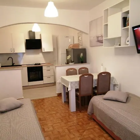 Apartament Rocco *